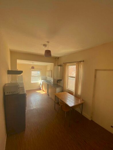 3 Bedroom Terraced House To Rent In Cawdor Road, Fallowfield, M14