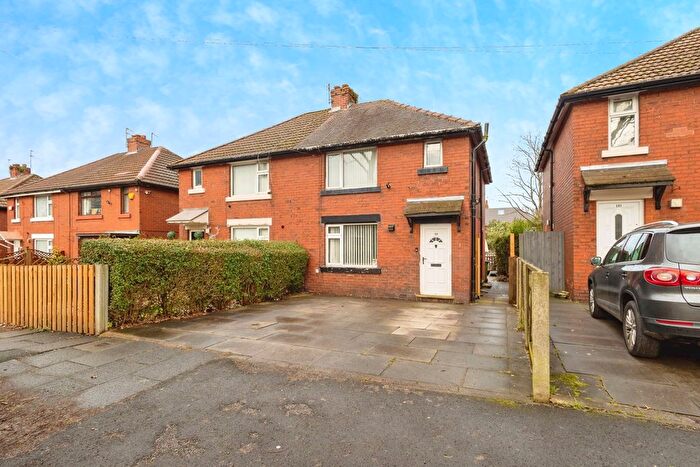 3 Bedroom Semi Detached House For Sale In Smallshaw Lane, Ashton-Under-Lyne, Lancashire, OL6