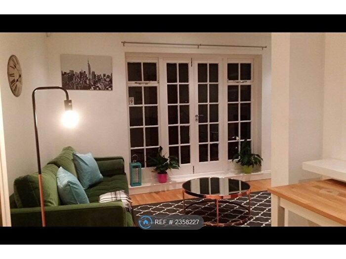 2 Bedroom Detached House To Rent In Hampstead, London, NW3