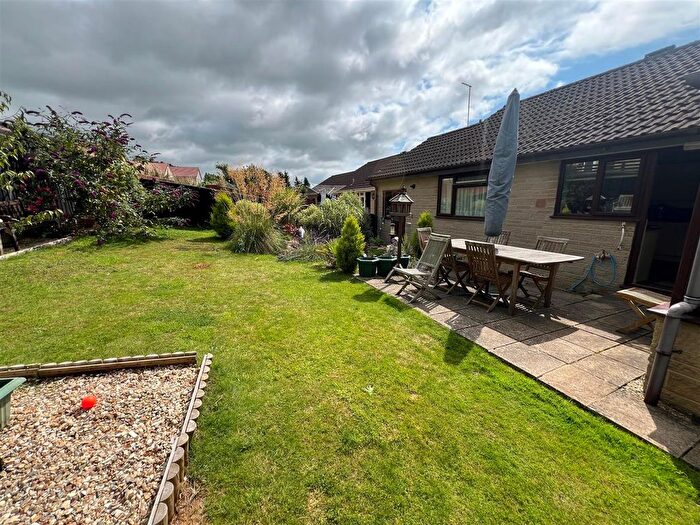 2 Bedroom Detached Bungalow For Sale In Greenway Close, Wincanton, BA9