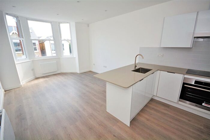 2 Bedroom Flat To Rent In Park Road, London, SW19