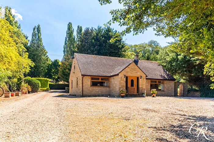 3 Bedroom Detached Bungalow For Sale In Medley Green, Crippetts Lane, Leckhampton, GL51