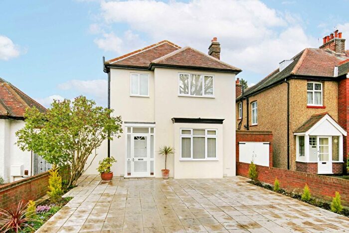 3 Bedroom Detached House For Sale In Dorset Road, Wimbledon, SW19