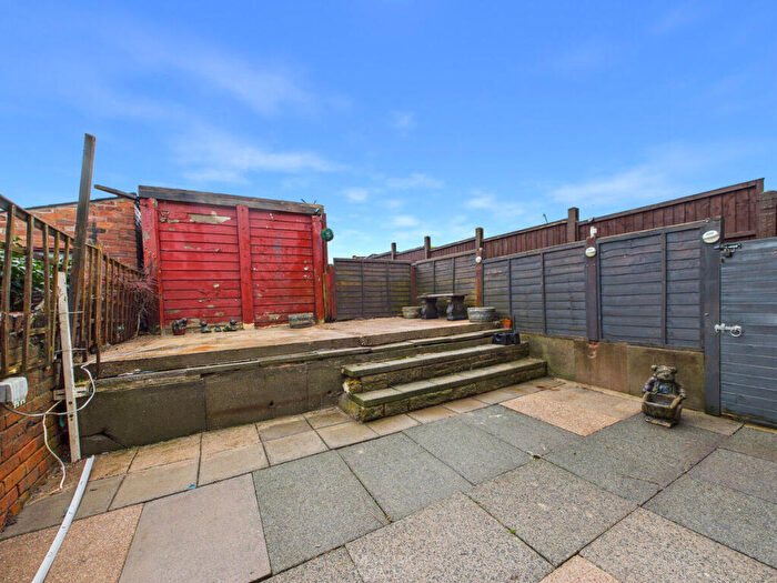 2 Bedroom Terraced House For Sale In Knighton Street, North Wingfield, S42