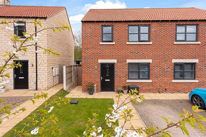 2 Bedroom Semi-Detached House For Sale In Riccal Drive, Helmsley, York, YO62