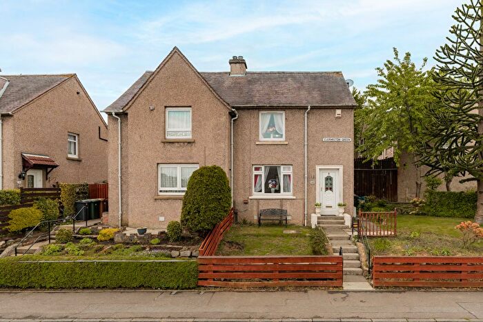 2 Bedroom Villa For Sale In Clermiston Green, Edinburgh, EH4