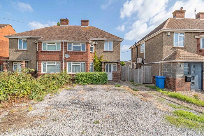 3 Bedroom Semi-Detached House For Sale In Abbots Road, Faversham, ME13