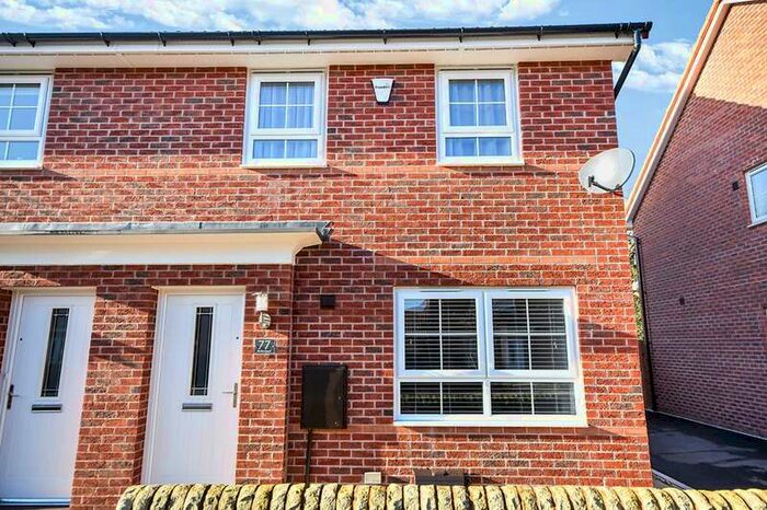 3 Bedroom Semi-Detached House To Rent In Brutus Court, North Hykeham, Lincoln, LN6