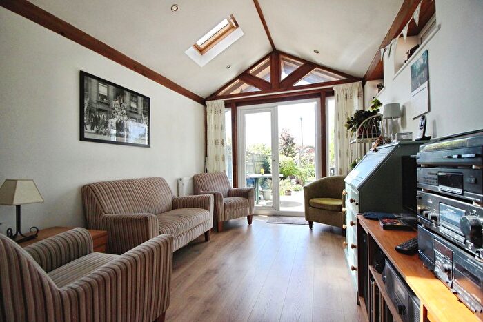 4 Bedroom Terraced House To Rent In Goddard Avenue, Swindon, SN1