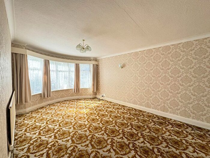 3 Bedroom Semi-Detached House For Sale In Wordsworth Road, Old Trafford, M16