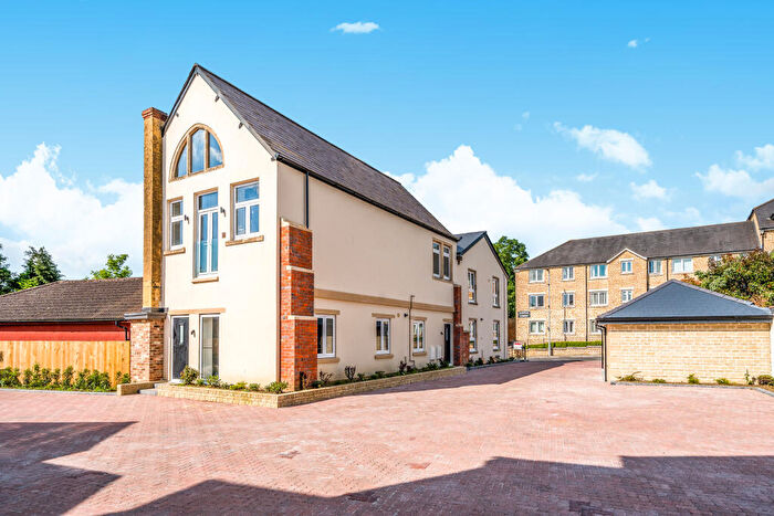 1 Bedroom Flat For Sale In Gladstone Road, Chippenham, SN15
