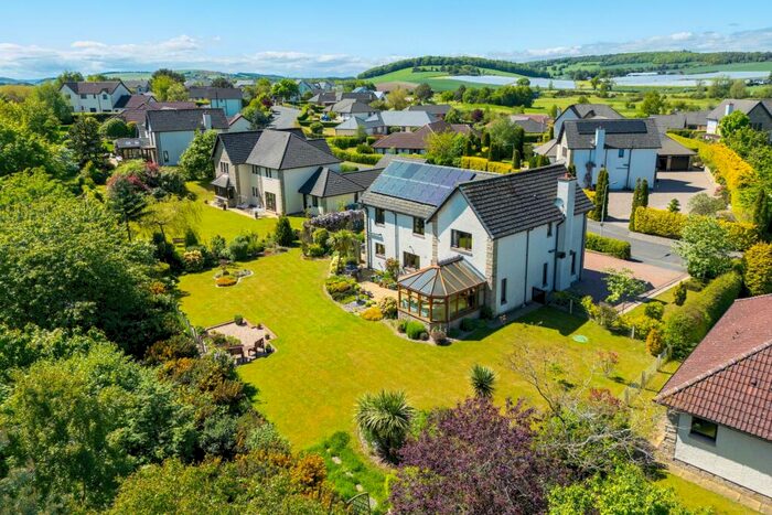 4 Bedroom Detached House For Sale In Comerton Place, Drumoig, KY16