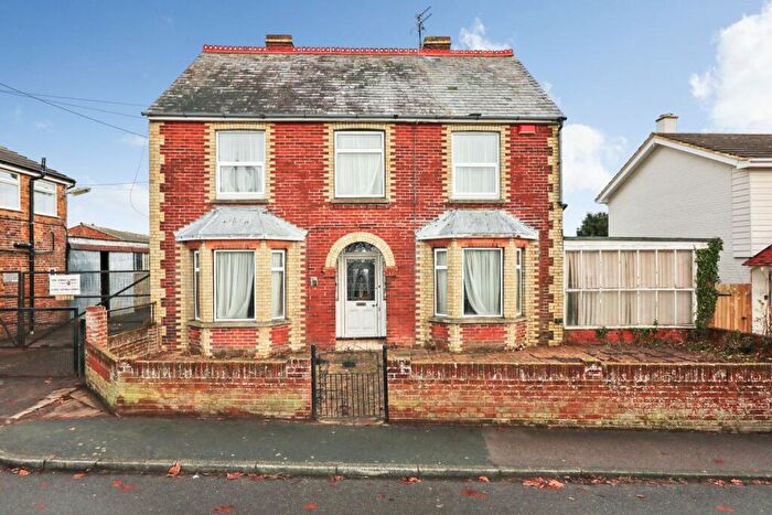 4 Bedroom Detached House For Sale In New Street, Ash, CT3