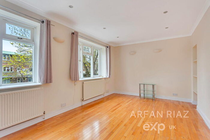 3 Bedroom Duplex To Rent In Broadhurst Gardens, West Hampstead, London, NW6