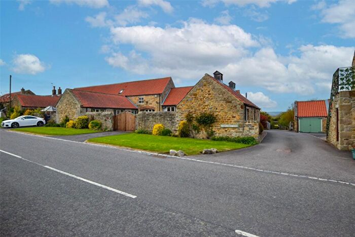 4 Bedroom Mews For Sale In Town Farm Close, Winston, Darlington, County Durham, DL2