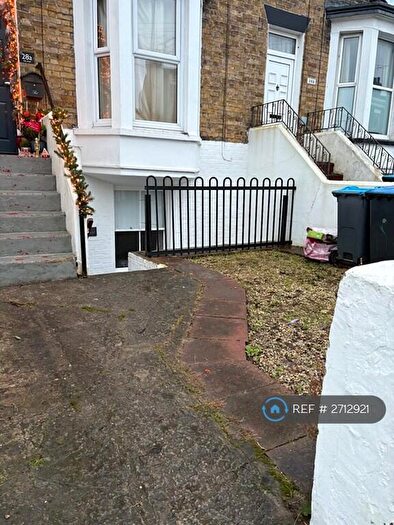 1 Bedroom Flat To Rent In Vale Road, Ramsgate, CT11