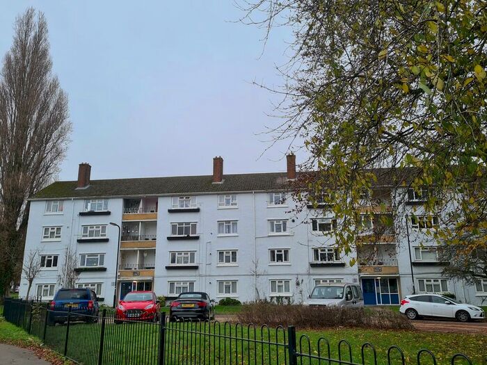 3 Bedroom Apartment To Rent In Lower Brownhill Road, Southampton, SO16
