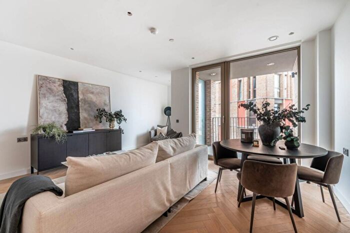 1 Bedroom Flat For Sale In Oberman Road, Dollis Hill, London, NW10