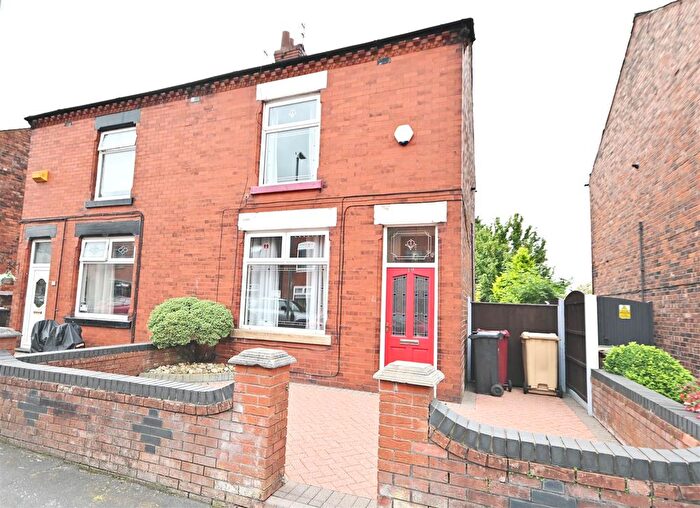 2 Bedroom Semi-Detached House To Rent In Mabel Street, Westhoughton, Bolton, BL5