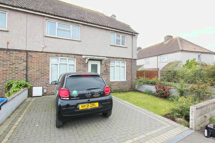 2 Bedroom Flat To Rent In Gardner Road, Portslade, Brighton, BN41