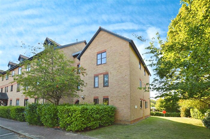 2 Bedroom Flat To Rent In Lawrence Moorings, Sheering Mill Lane, Sawbridgeworth, Essex, CM21