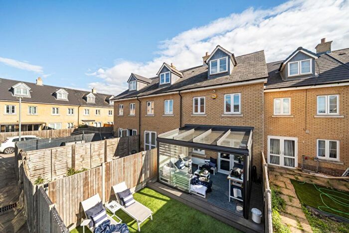 4 Bedroom Terraced House For Sale In River View, Shefford, SG17