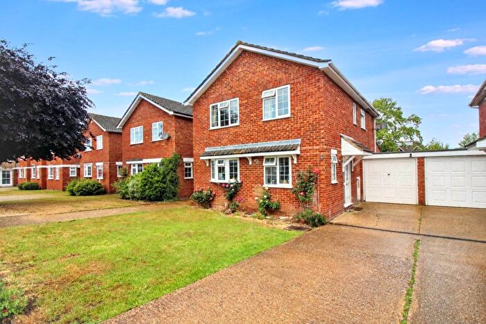 4 Bedroom Detached House For Sale In Chalgrove End, Stoke Mandeville, HP22