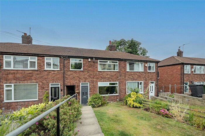 3 Bedroom Terraced House For Sale In Broad Lane, Leeds, West Yorkshire, LS13
