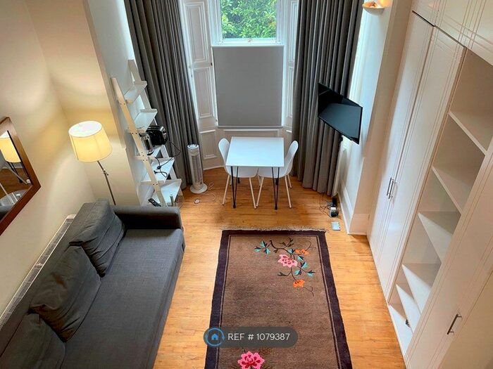 Studio To Rent In Fellows Road, London, NW3