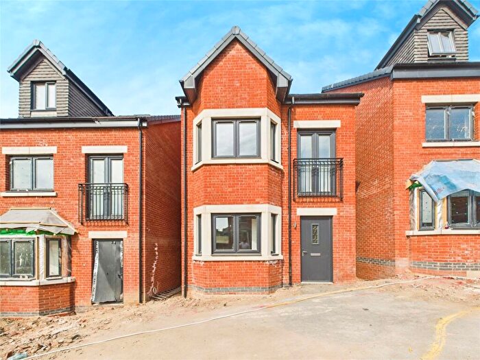 4 Bedroom Detached House For Sale In Spondon Street, Sherwood, Nottingham, NG5