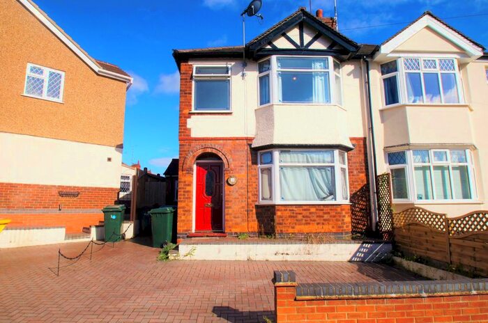 4 Bedroom End Of Terrace House To Rent In Burnsall Grove, Canley, Coventry, CV5