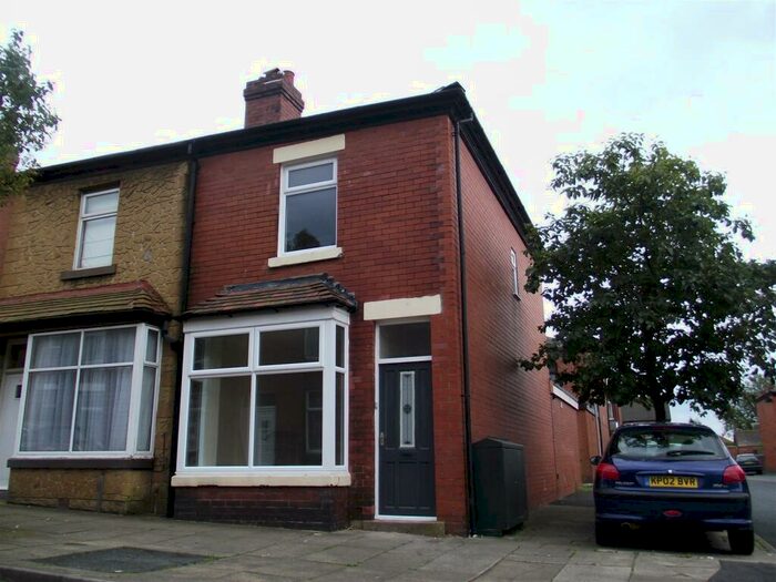 2 Bedroom House To Rent In Corporation Street, Chorley, PR6