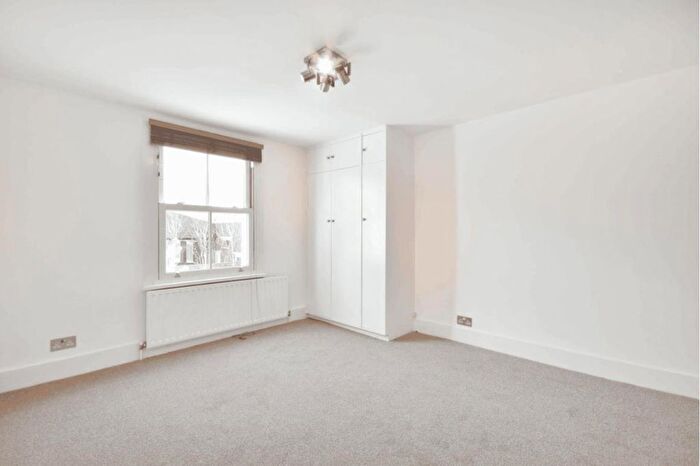 5 Bedroom End Of Terrace House For Sale In Achilles Road, London, NW6