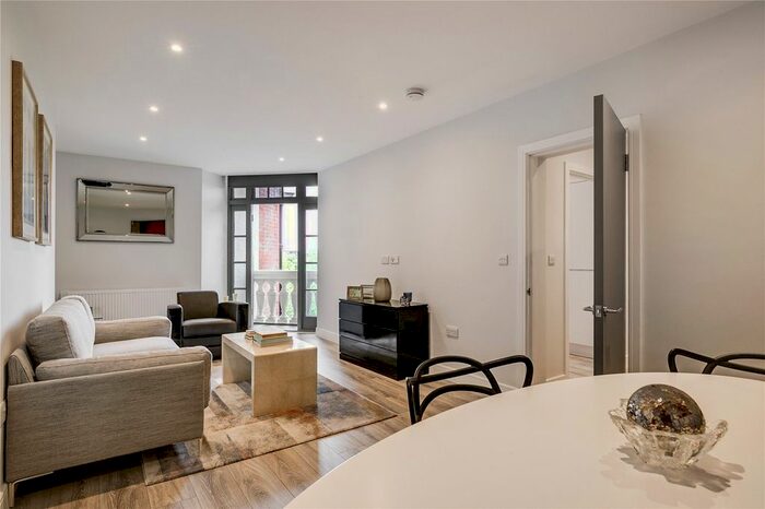 3 Bedroom Flat To Rent In Clive Court, Maida Vale, London, W9