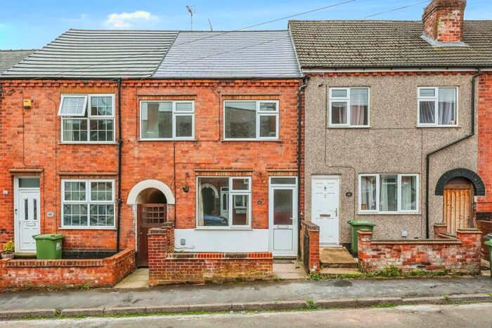 3 Bedroom Terraced House For Sale In Park Street, Heanor, DE75