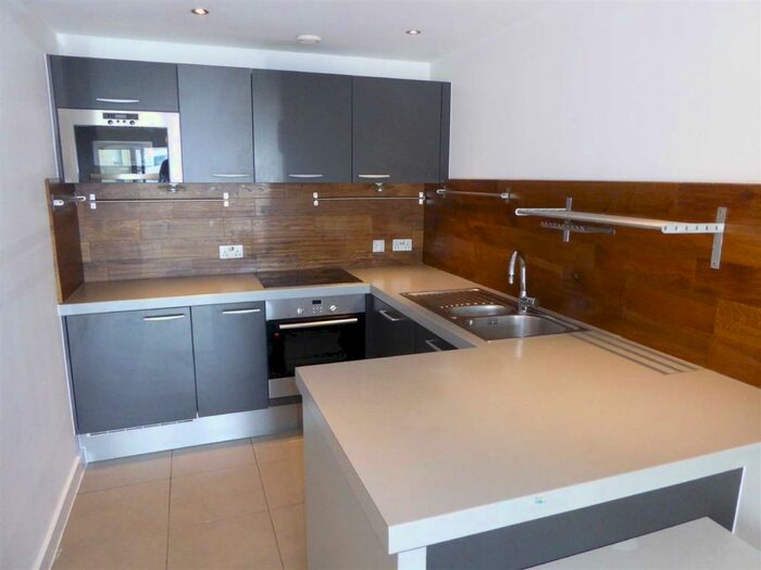 2 Bedroom Flat To Rent In Britton House, Lord Street, Manchester, M4