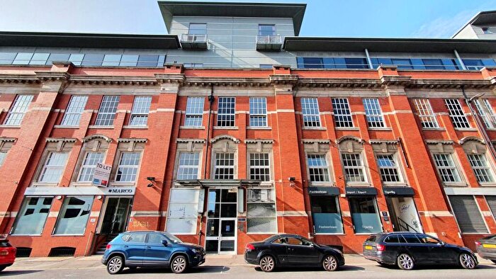 2 Bedroom Apartment To Rent In The Sorting House, Newton Street, M1