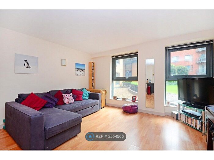 1 Bedroom Flat To Rent In West One City Sheffield, Sheffield, S1