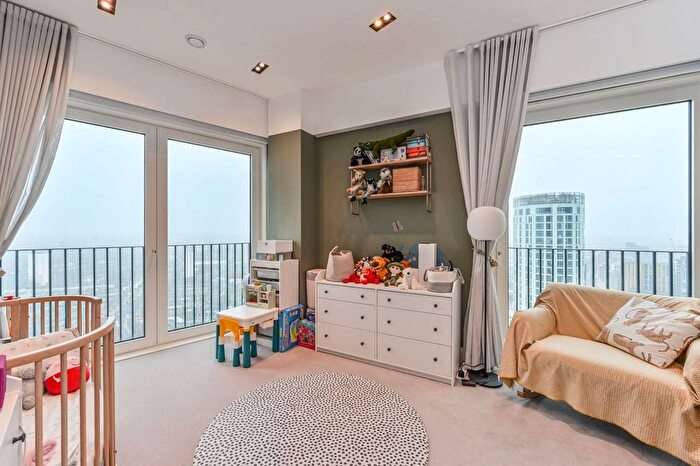 2 Bedroom Flat For Sale In Keybridge Tower, Exchange Gardens, Vauxhall, London, SW8