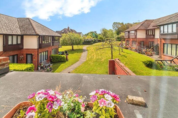 1 Bedroom Flat For Sale In The Mount, Simpson, Milton Keynes, Buckinghamshire, MK6