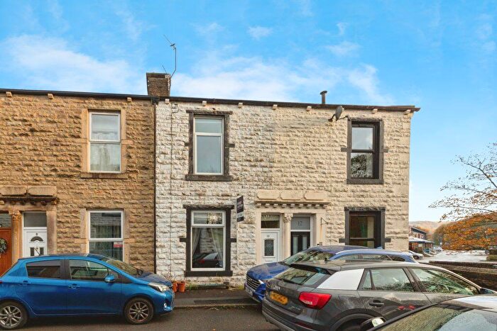 2 Bedroom End Of Terrace House For Sale In Parramatta Street, Rossendale, BB4