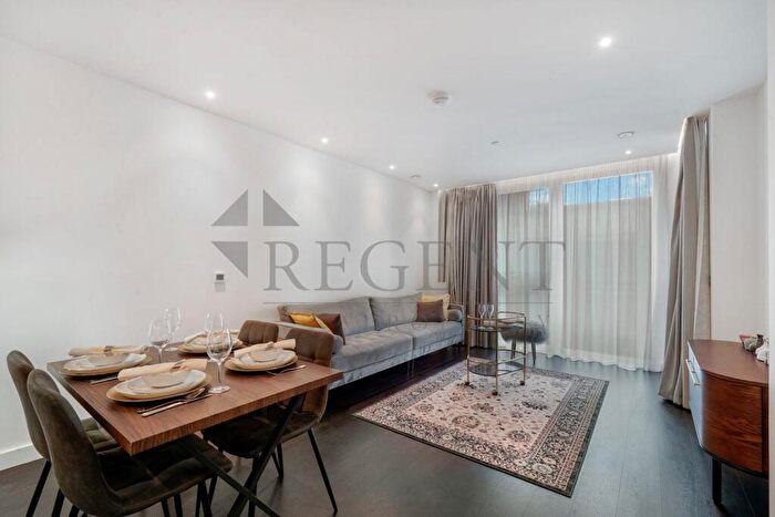 2 Bedroom Apartment To Rent In Haines House, Wandsworth, SW11