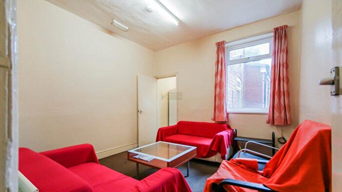 4 Bedroom Terraced House To Rent In Gleave Road, Selly Oak, Birmingham, B29