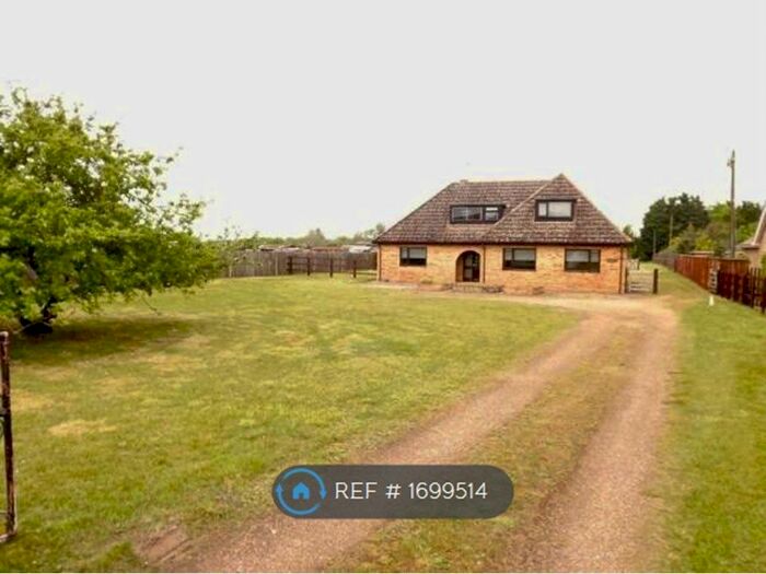 4 Bedroom Detached House To Rent In Church Road, Brandon, Suffolk., IP27