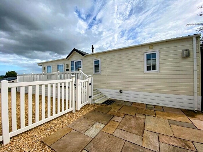 2 Bedroom Park Home For Sale In Claypits, Eastington, GL10