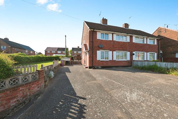 3 Bedroom Semi-Detached House For Sale In Recreation Road, Shirebrook, Mansfield, Derbyshire, NG20
