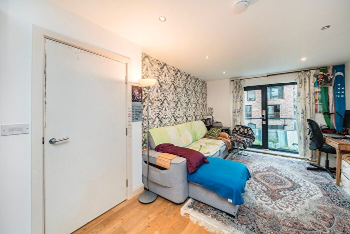 1 Bedroom Flat For Sale In Johnston Court, Oliver Road, London, E10