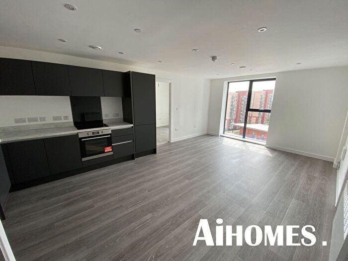 2 Bedroom Flat To Rent In Downtown, Woden Street, Salford, M5