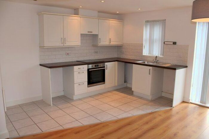 2 Bedroom Flat To Rent In Bridge Road, Liverpool, L23