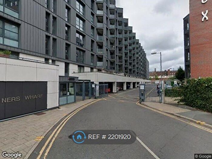 2 Bedroom Flat To Rent In Milliners Wharf, Manchester, M4